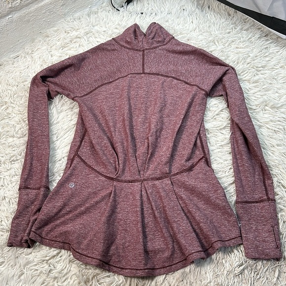 Lululemon Warm Your Core Long Sleeve Tee Heathered Bordeaux Drama - Picture 4 of 5